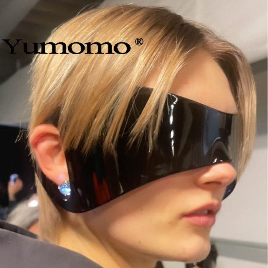Yumomo2026One-piece glasses with ear hooks, punk-style large-frame sunglasses, exaggerated cyberpunk sunglasses for men and women, high-end design